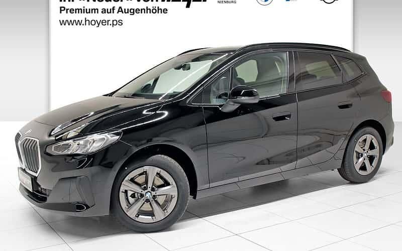 Schwarz Neu 2025 BMW 218 Shadowline Kombi | 34.990 € (Guter Preis) - Bild 1/4