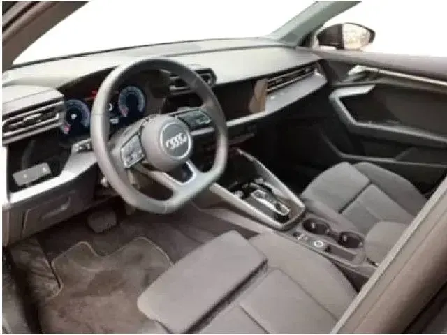 Gebraucht Audi A3 S-Line 116 PS (85 kW) 2025 Daytonagrau perleffekt Limousine