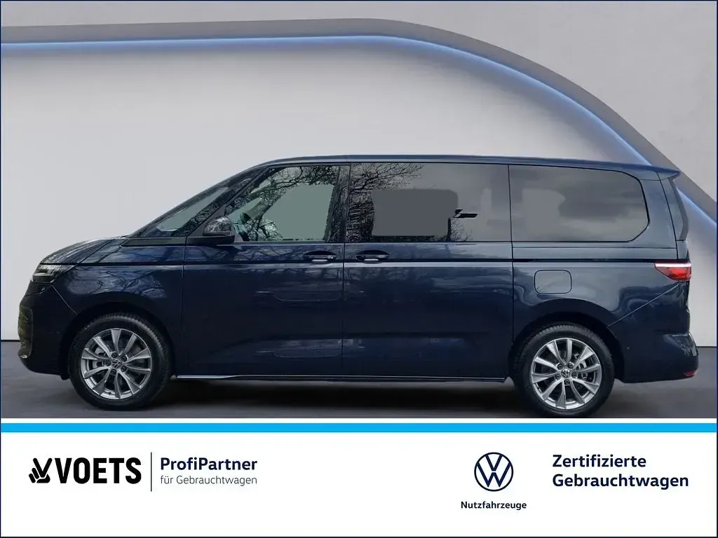 Gebraucht VW Multivan Life 177 PS (130 kW) 2025 Blau Van / Kleinbus