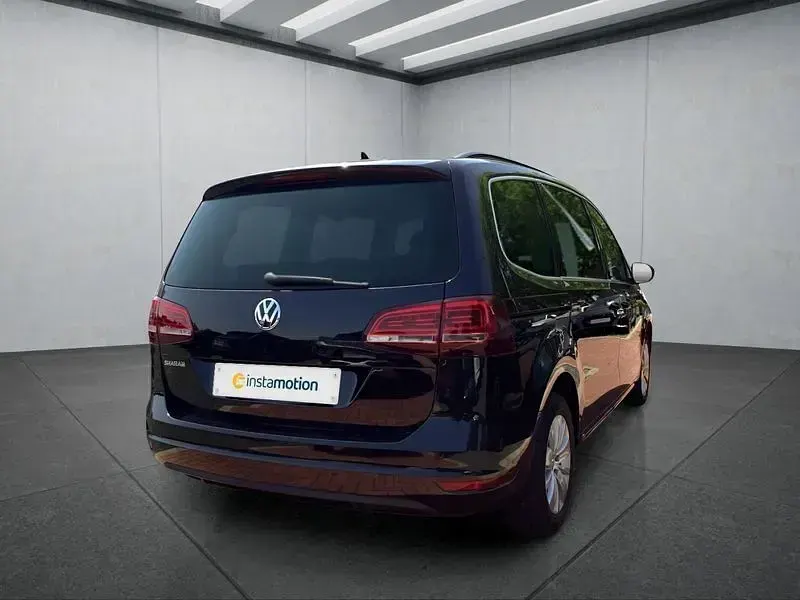 Gebraucht VW Sharan 150 PS (110 kW) 2020 Schwarz Van / Kleinbus