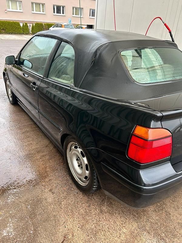 Schwarz Gebraucht 1998 VW Golf Cabriolet Cabrio | 1.190 € (Superpreis) - Bild 1/4