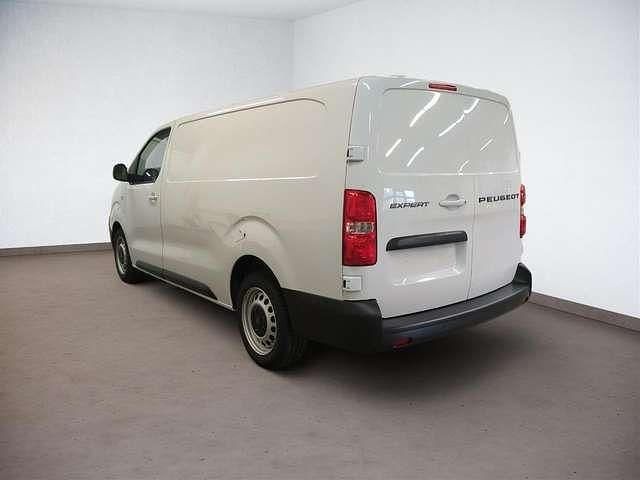 Gebraucht Peugeot Expert 144 PS (105 kW) 2024 Kaolin weiß Van