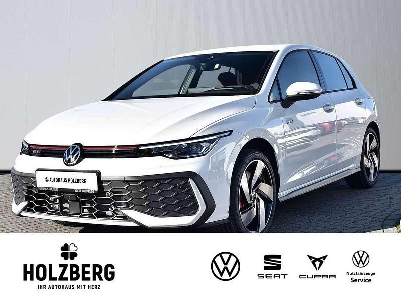 Pure white Neu 2025 VW Golf VIII Business+ Limousine | 43.490 € (Etwas zu teuer) - Bild 1/4