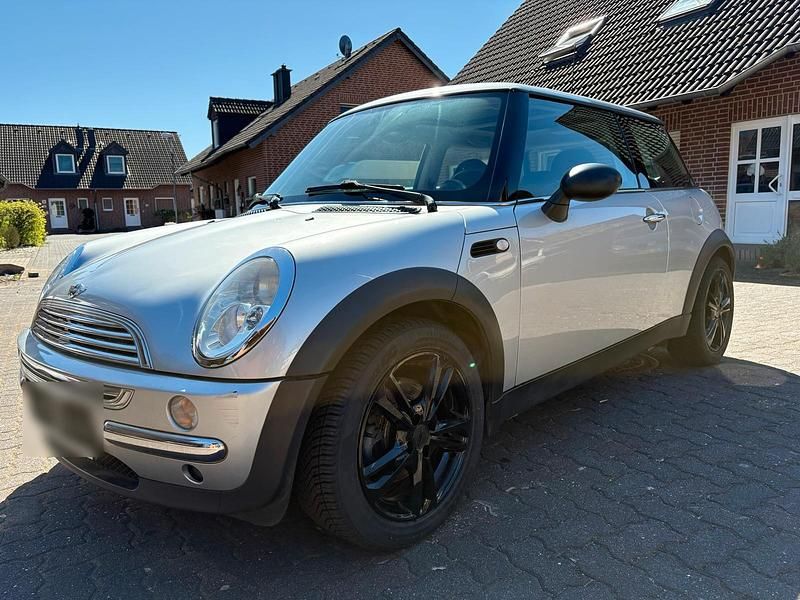 Usado Mini ONE 90 HP (66 kW) 2004 Prateado Citadino