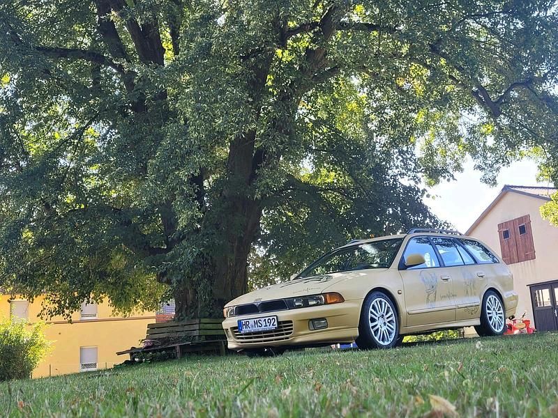 Andere farben Gebraucht 1999 Mitsubishi Galant Kombi | 1.300 € - Bild 1/2