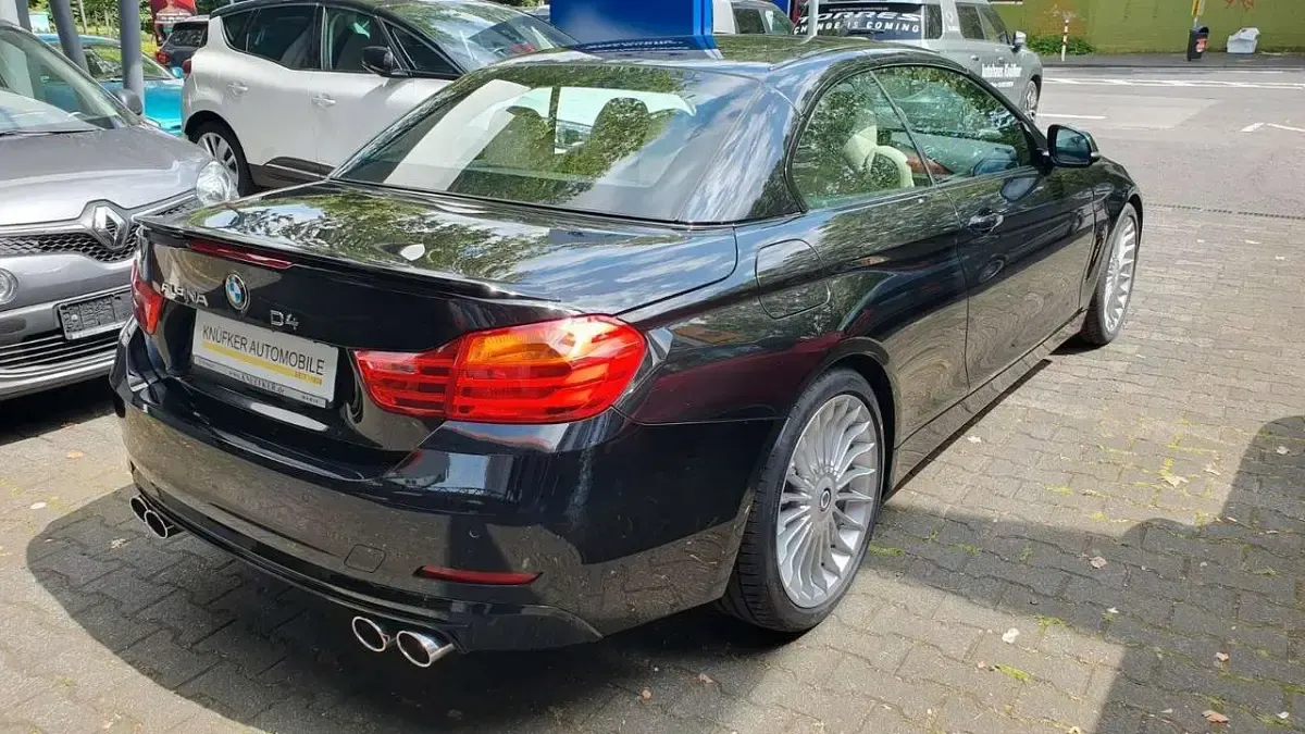 Używany Alpina D4 349 KM (256 kW) 2016 Czarny Kabriolet