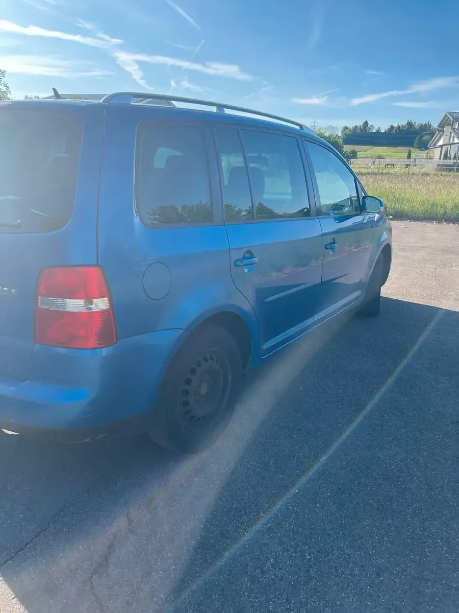 Używany VW Touran 115 KM (84 kW) 2003 Niebieski Minivan