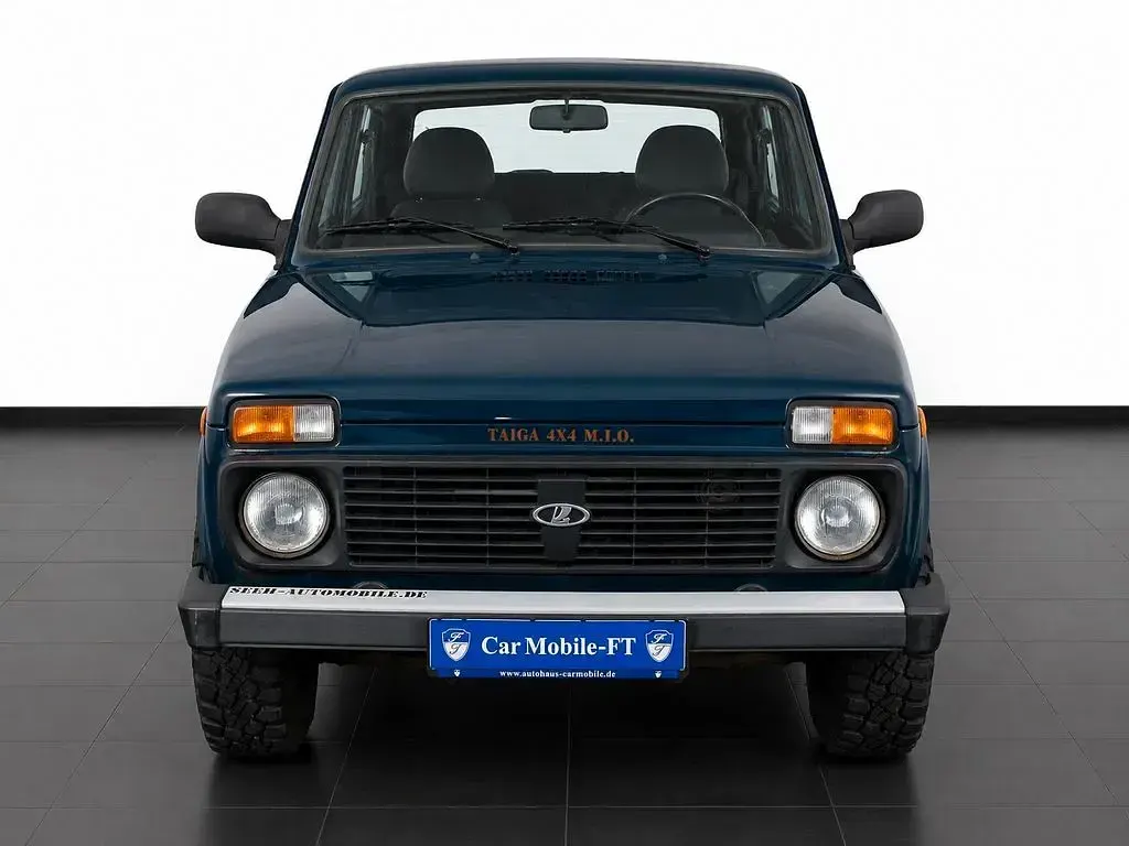 Gebraucht Lada Taiga 83 PS (61 kW) 2015 Grün SUV
