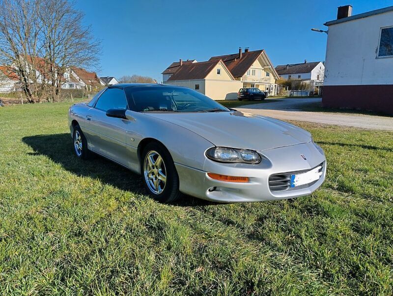 Gebraucht Chevrolet Camaro 193 PS (141 kW) 2001 Silber Coupé