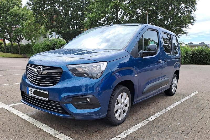 Blau Gebraucht 2022 Opel Combo-e Life Van / Kleinbus | 21.500 € (Fairer Preis) - Bild 1/4