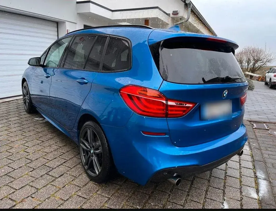 Gebraucht BMW 220 Gran Tourer M Sport 190 PS (139 kW) 2016 Blau Van / Kleinbus