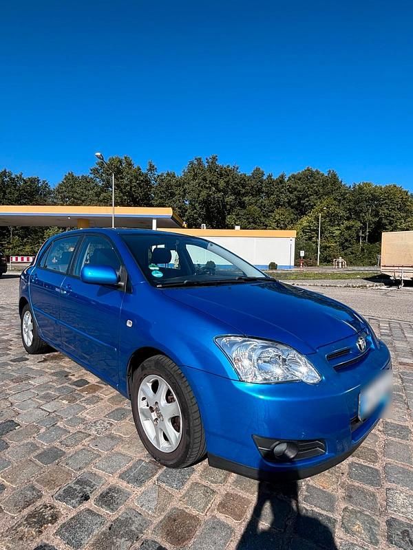 Blau Gebraucht 2007 Toyota Corolla Limousine | 3.700 € (Guter Preis) - Bild 1/4
