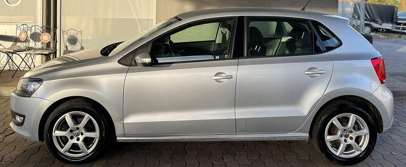 Gebraucht VW Polo Style 86 PS (63 kW) 2012 Silber Limousine