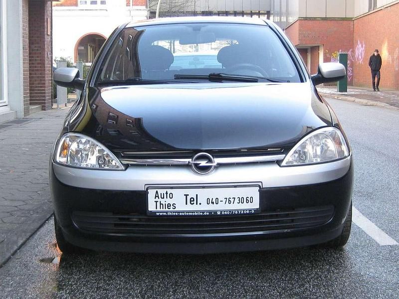 Gebraucht Opel Corsa 75 PS (55 kW) 2002 Saphirschwarz mi2 Kleinwagen
