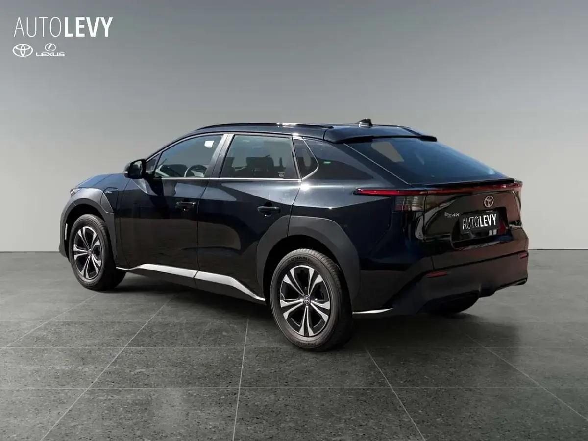 Gebraucht Toyota bZ4X Comfort 150 kW (204 PS) 2025 Onyxschwarz SUV