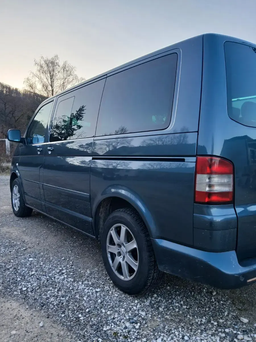Gebraucht VW Multivan Highline 174 PS (127 kW) 2005 Grau Van / Kleinbus
