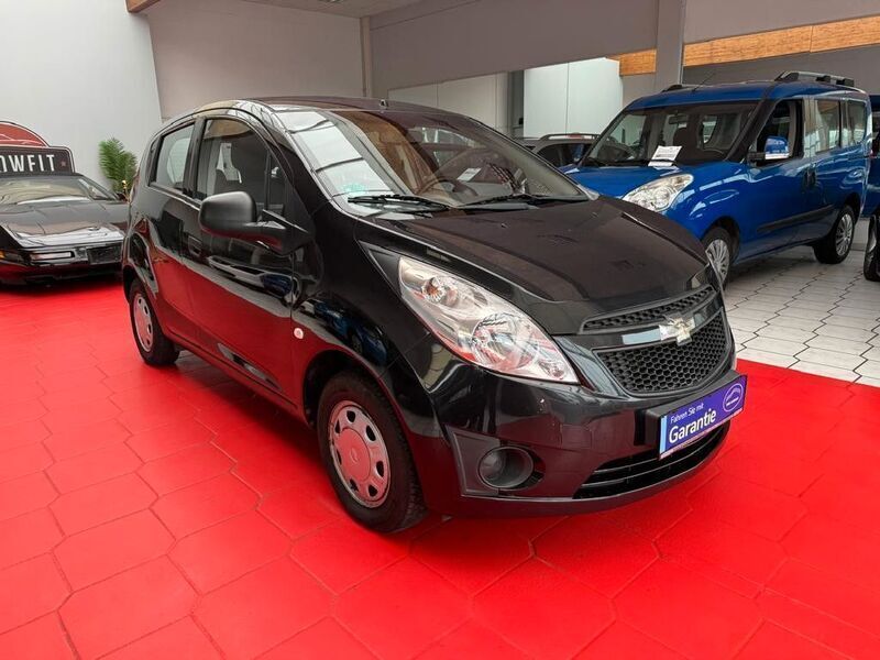 Schwarz Gebraucht 2012 Chevrolet Spark Kleinwagen | 2.990 € (Fairer Preis) - Bild 1/4