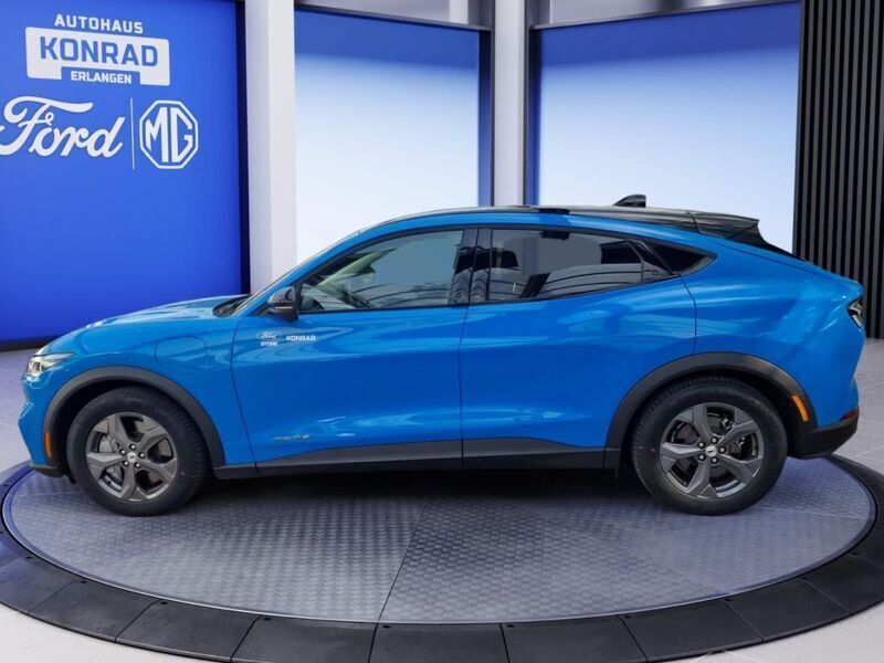 Gebraucht Ford Mustang Mach-E 197 kW (269 PS) 2023 Grabber blue metallic SUV