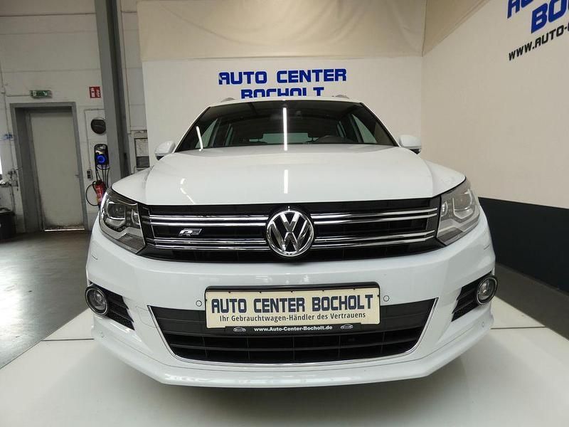 Weiß Gebraucht 2014 VW Tiguan Sportline SUV | 17.900 € (Fairer Preis) - Bild 1/4