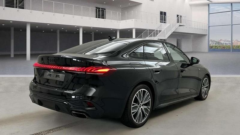 Gebraucht Audi A5 S-Line 204 PS (150 kW) 2025 Mythosschwarz metallic Limousine