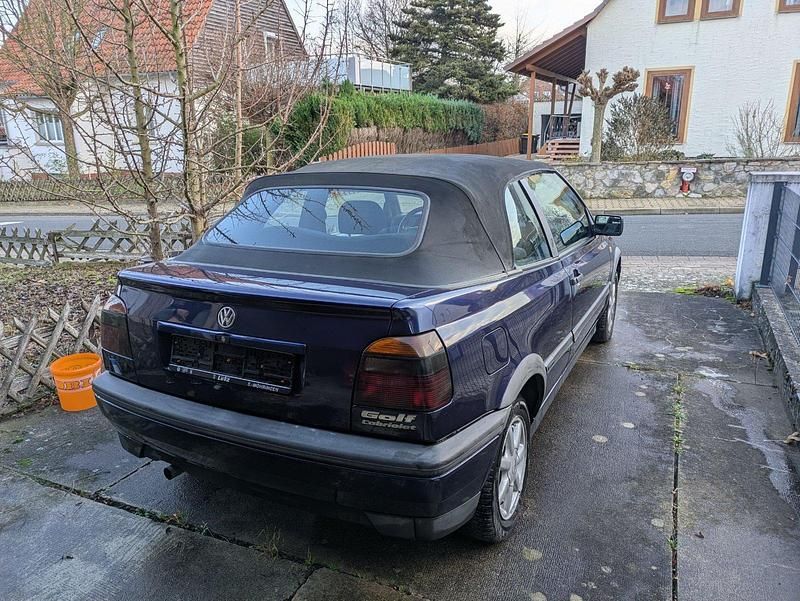 Gebraucht VW Golf Cabriolet 90 PS (66 kW) 1994 Violet Cabrio
