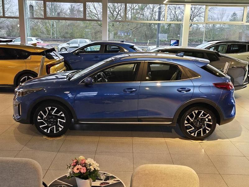 Gebraucht Kia XCeed Vision 101 PS (74 kW) 2025 Blue flame SUV