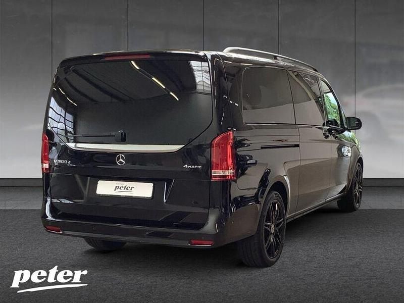 Gebraucht Mercedes V300 237 PS (174 kW) 2024 Obsidianschwarz Van / Kleinbus