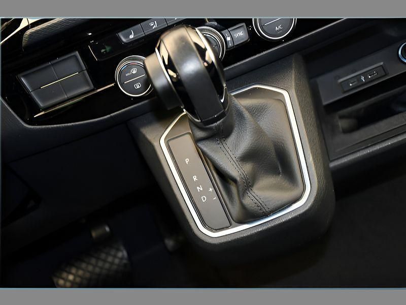 Usata VW Multivan 204 CV (150 kW) 2022 Blu Monovolume