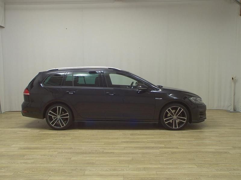 Schwarz Gebraucht 2018 VW Golf VII GTD Kombi | 14.480 € (Guter Preis) - Bild 1/4