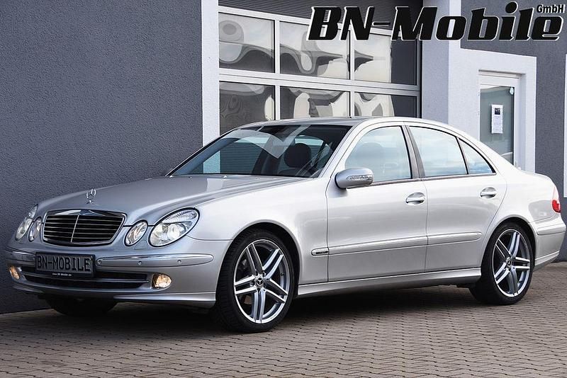 Gebraucht Mercedes E200 Avantgarde 163 PS (119 kW) 2004 Silber Limousine