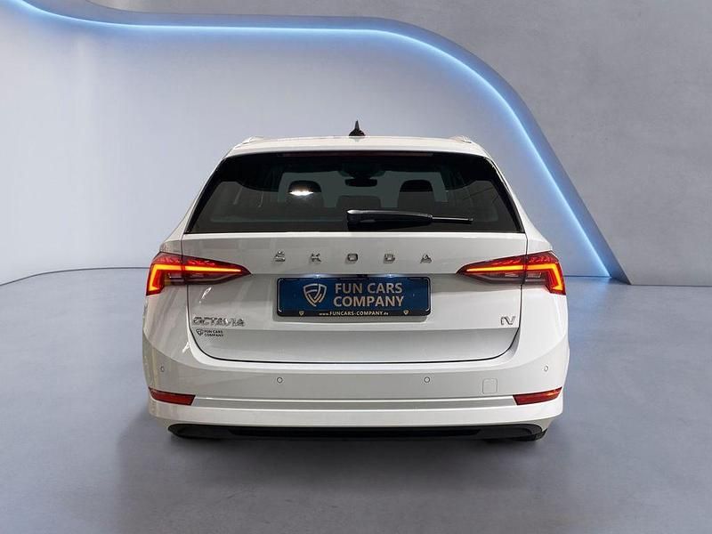 Gebraucht Skoda Octavia Style 204 PS (150 kW) 2021 Weiß Kombi