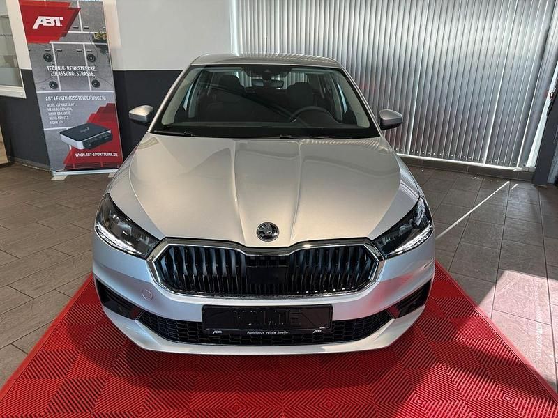 Gebraucht Skoda Fabia 80 PS (58 kW) 2023 Silber Kleinwagen