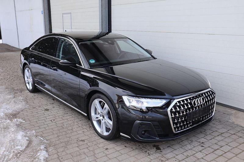 Gebraucht Audi A8L 462 PS (339 kW) 2023 Schwarz Limousine