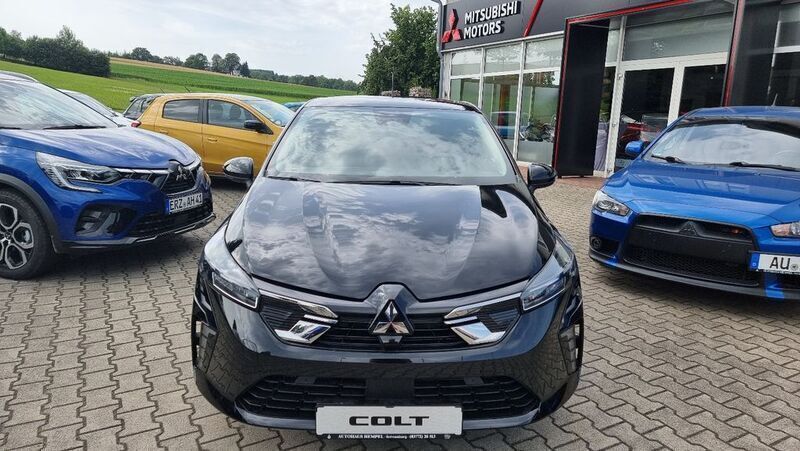 Neu Mitsubishi Colt Plus 91 PS (66 kW) 2025 Onyxschwarz Kleinwagen