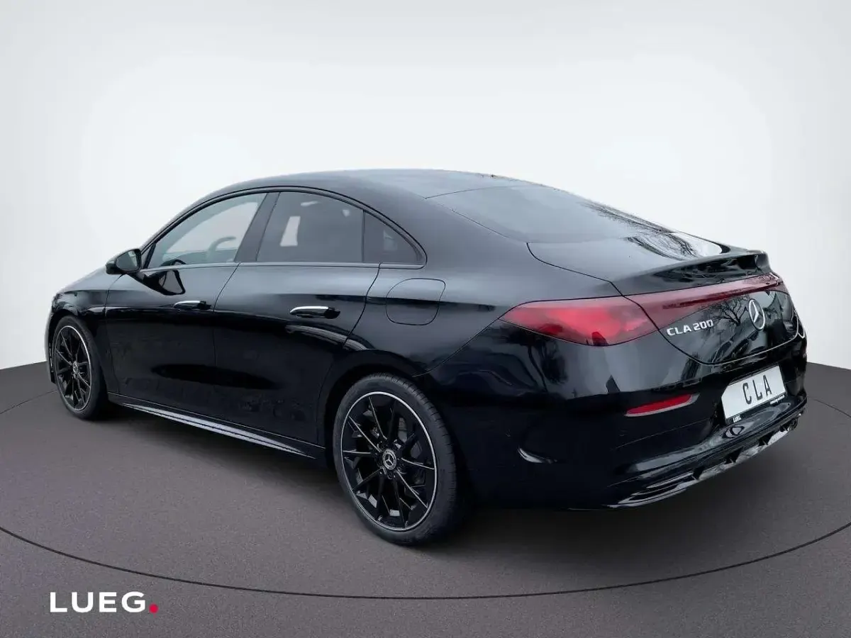 Gebraucht Mercedes CLA200 Night 184 PS (135 kW) 2026 Schwarz Limousine