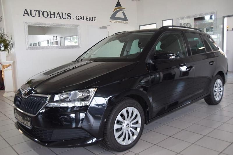 Schwarz Gebraucht 2022 Skoda Fabia Ambition Kombi | 10.688 € (Guter Preis) - Bild 1/4