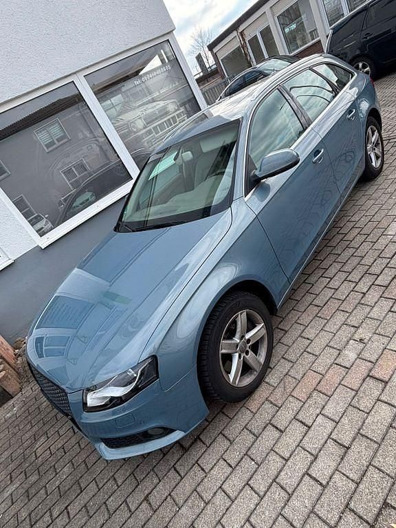 Gebraucht Audi A4 211 PS (155 kW) 2010 Blau Kombi