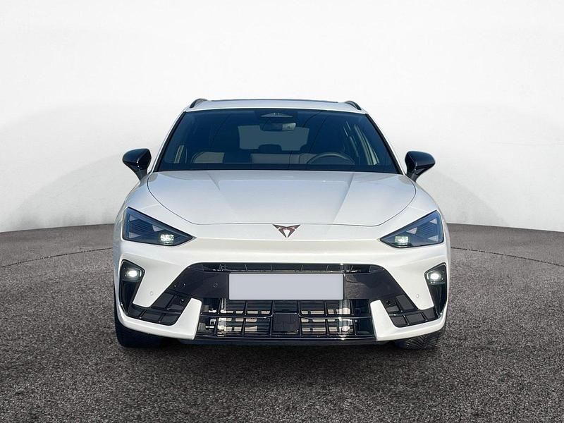 Gebraucht Cupra Leon 204 PS (150 kW) 2025 Nevada weiß Limousine