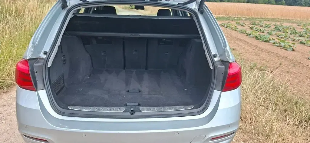 Gebraucht BMW 316 116 PS (85 kW) 2018 Silber Kombi
