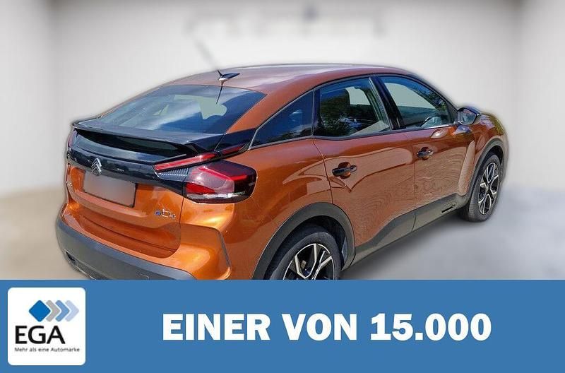 Braun metallic Gebraucht 2022 Citroën e-C4 Feel | 17.160 € (Guter Preis) - Bild 1/4