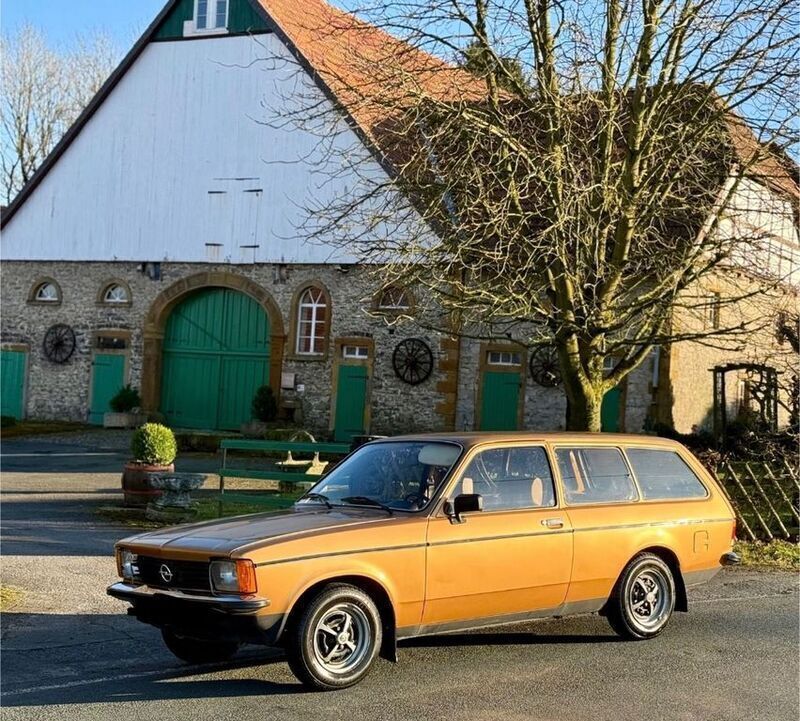 Beige Gebraucht 1978 Opel Kadett Kombi | 4.490 € - Bild 1/4
