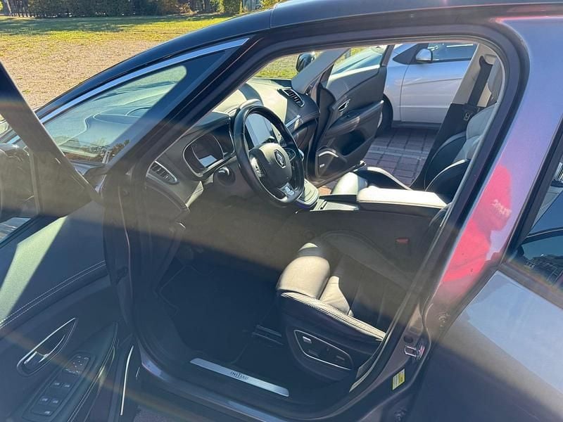 Gebraucht Renault Scénic IV Initiale Paris 150 PS (110 kW) 2019 Grau Van / Kleinbus