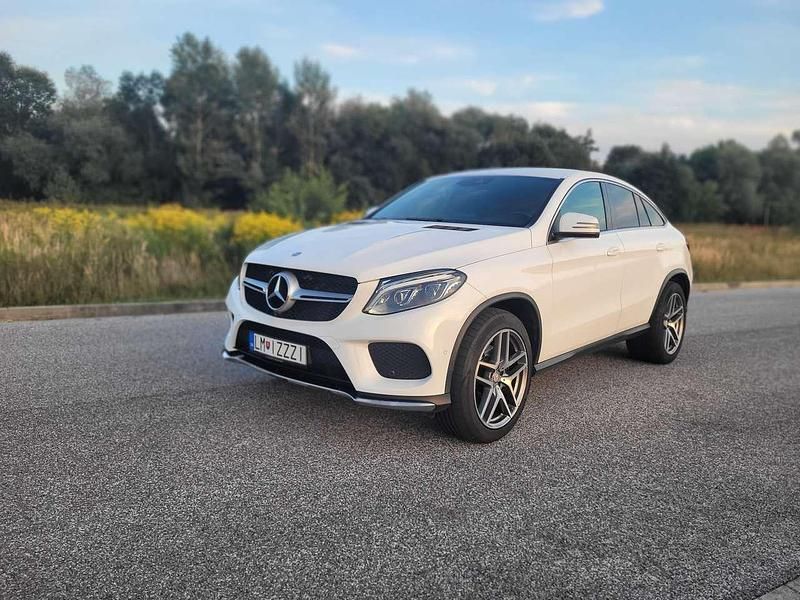 Weiß Gebraucht 2017 Mercedes GLE350 AMG line Coupé | 28.950 € (Superpreis) - Bild 1/4