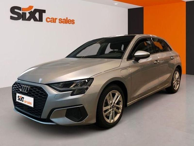 Gebraucht Audi A3 e-tron Design 204 PS (150 kW) 2021 Silber Kleinwagen