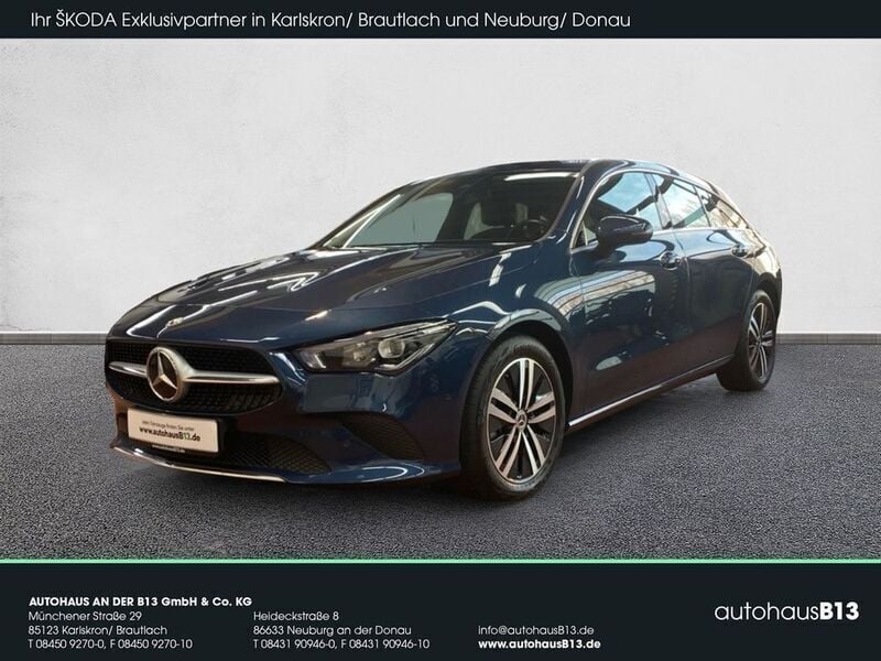 Denimblau metallic Gebraucht 2022 Mercedes CLA200 Shooting Brake Kombi | 29.950 € (Fairer Preis) - Bild 1/4