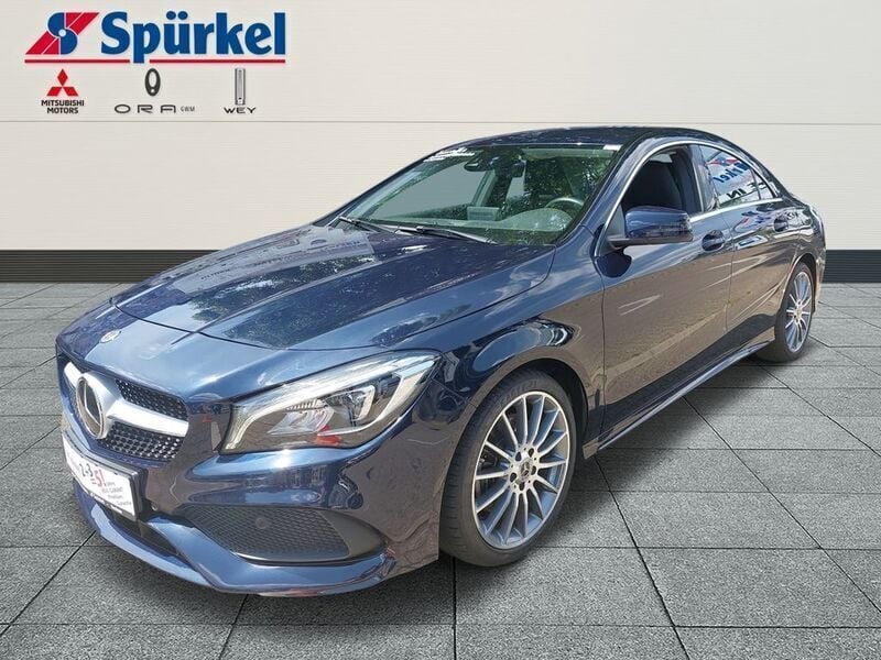 Blau Gebraucht 2018 Mercedes CLA220 AMG line Limousine | 27.480 € (Etwas zu teuer) - Bild 1/4