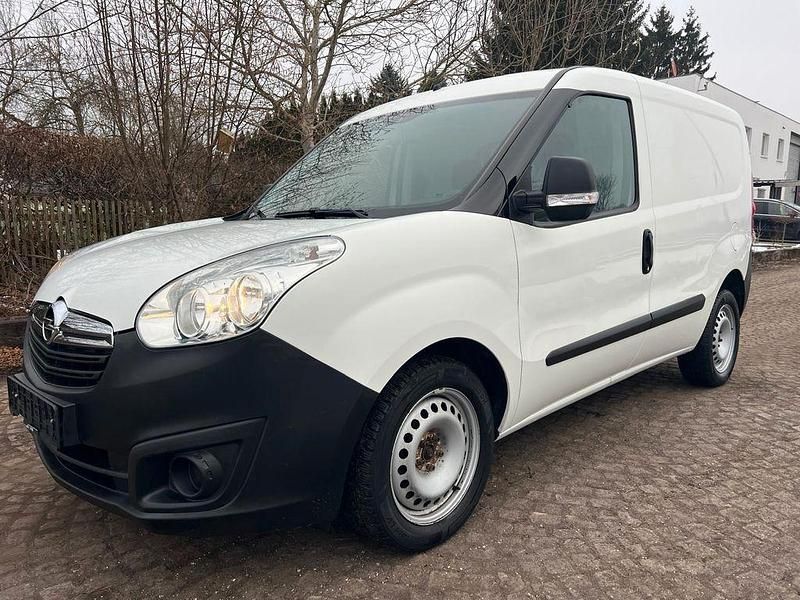 Usado Opel Combo 95 HP (69 kW) 2018 Branco Monovolume