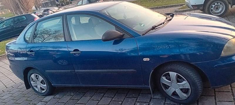 Gebraucht Seat Cordoba Reference 75 PS (55 kW) 2006 Blau Limousine