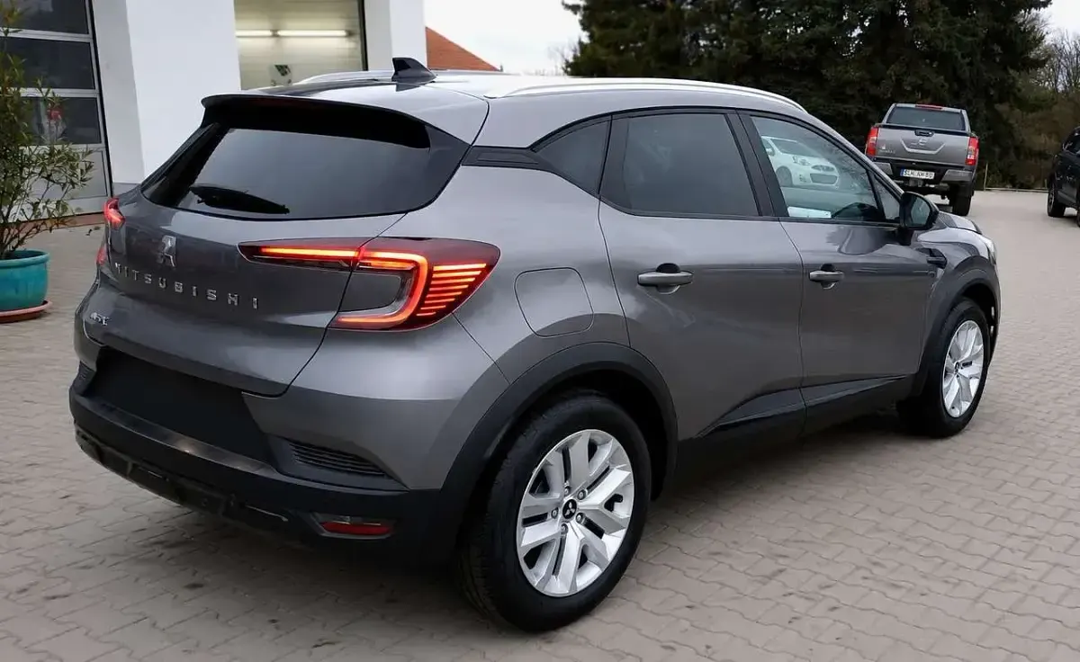 Gebraucht Mitsubishi ASX Plus 158 PS (116 kW) 2025 Anthrazitgrau SUV
