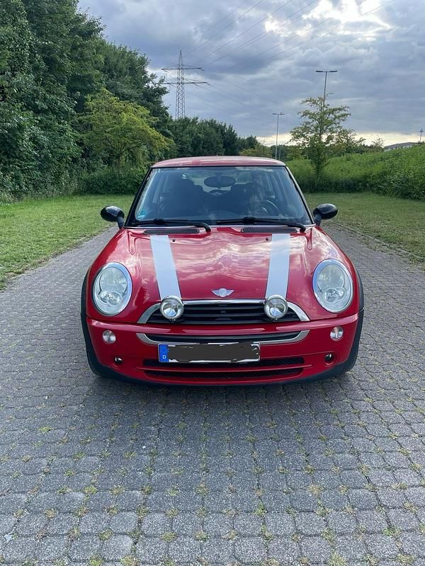 Rot Gebraucht 2006 Mini ONE Seven Kleinwagen | 3.190 € (Fairer Preis) - Bild 1/4